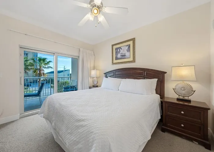 Crystal Tower 208 By Youngs Suncoast