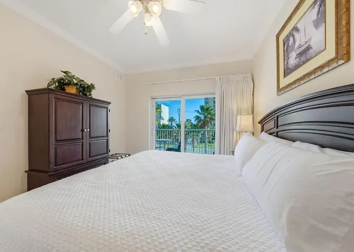 Apartment Crystal Tower 208 By Youngs Suncoast Gulf Shores