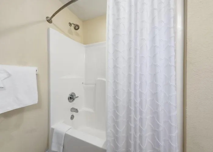 Crystal Tower 208 By Youngs Suncoast Apartment Gulf Shores