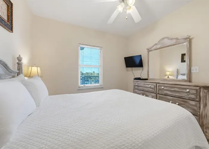 Crystal Tower 208 By Youngs Suncoast Apartment *